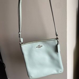Coach Mint Kitt Messenger Cross Body